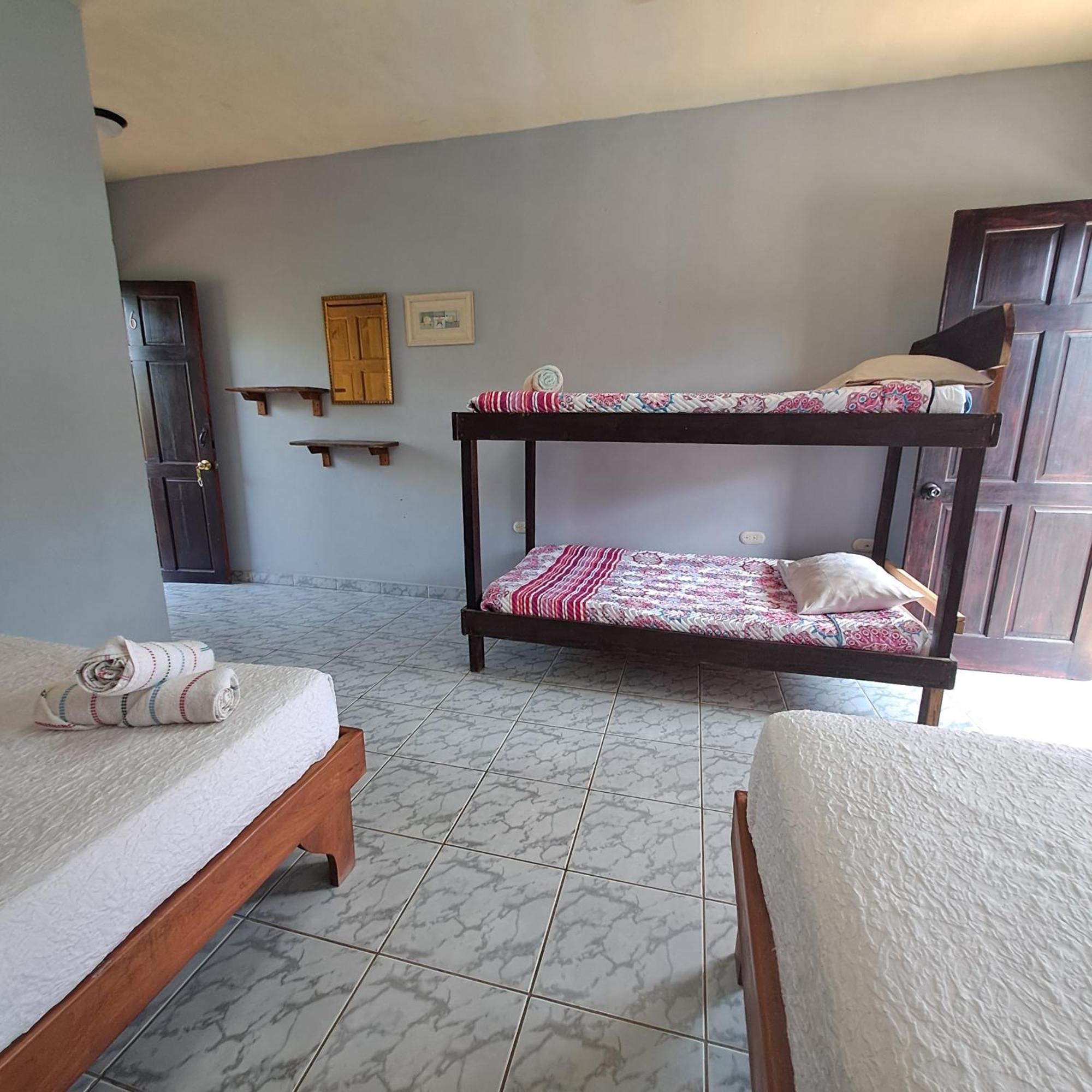 Hotel Georgi Cr Veintisiete de Abril ภายนอก รูปภาพ