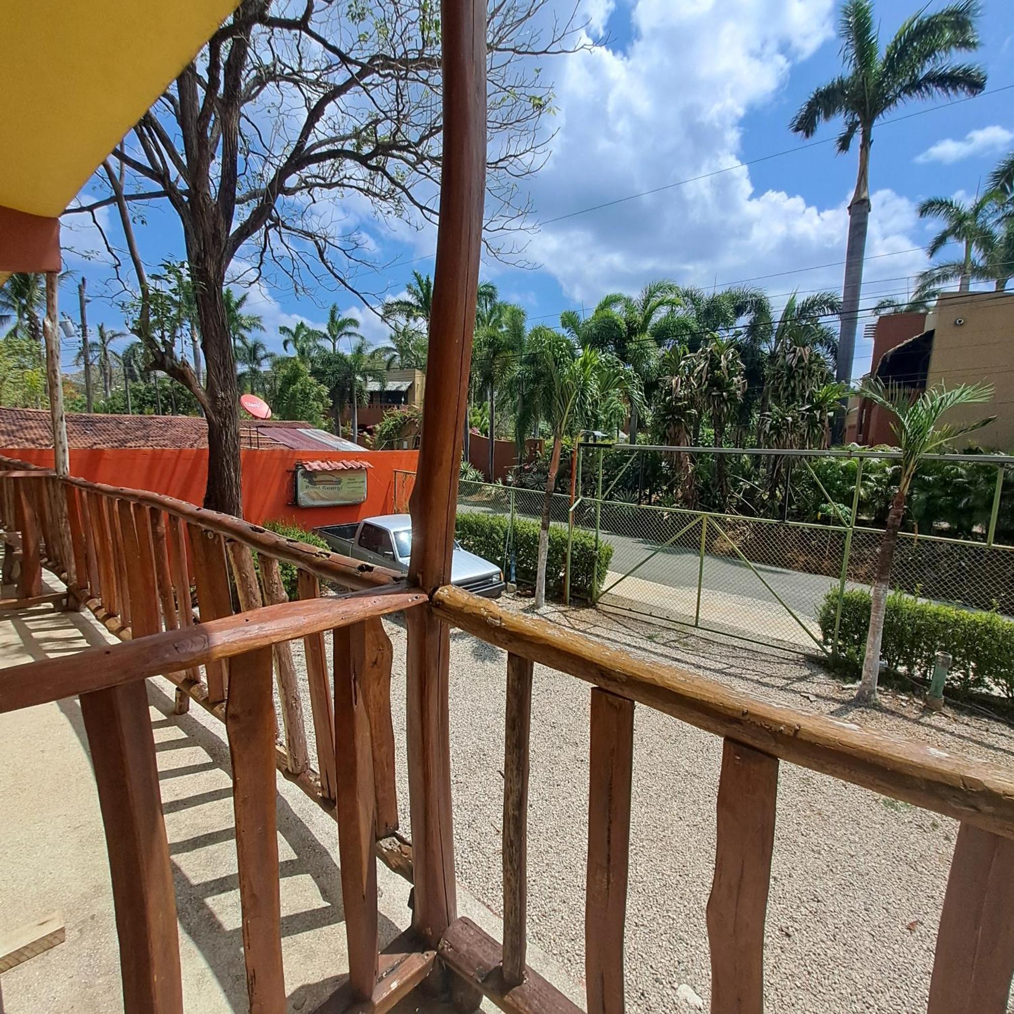 Hotel Georgi Cr Veintisiete de Abril ภายนอก รูปภาพ
